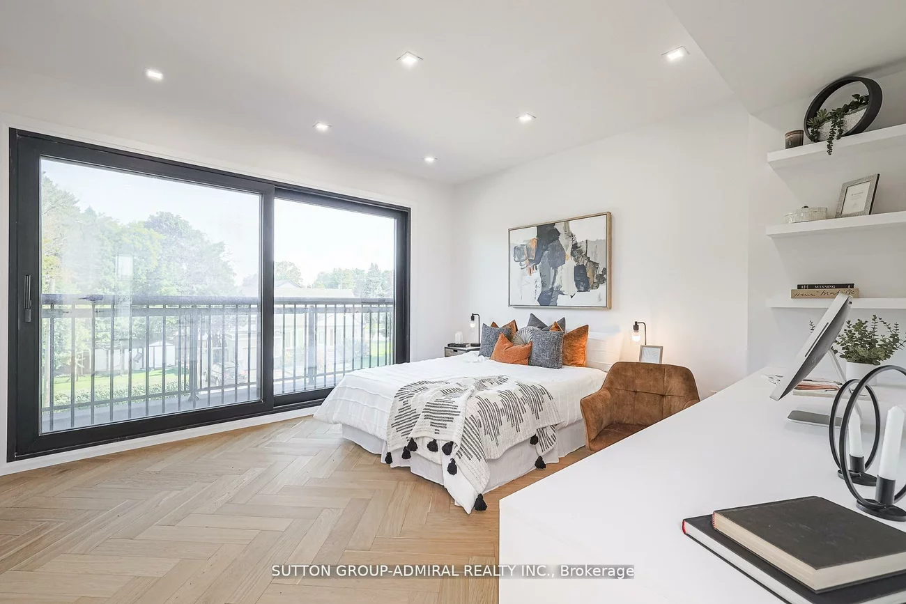 957, Dormer, Lakeview, Mississauga