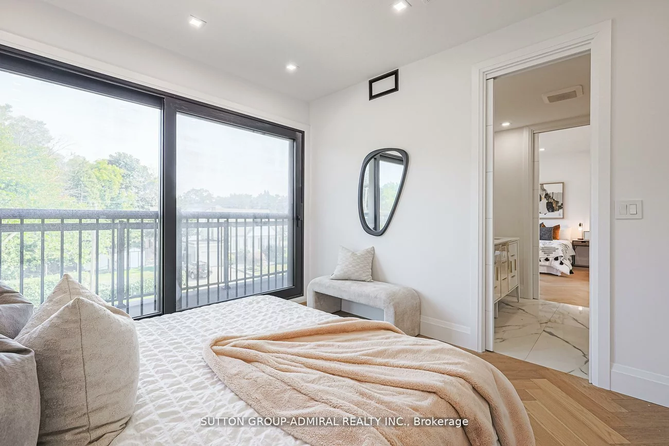 957, Dormer, Lakeview, Mississauga