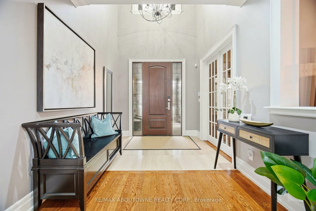 1271, Mineola, Mineola, Mississauga