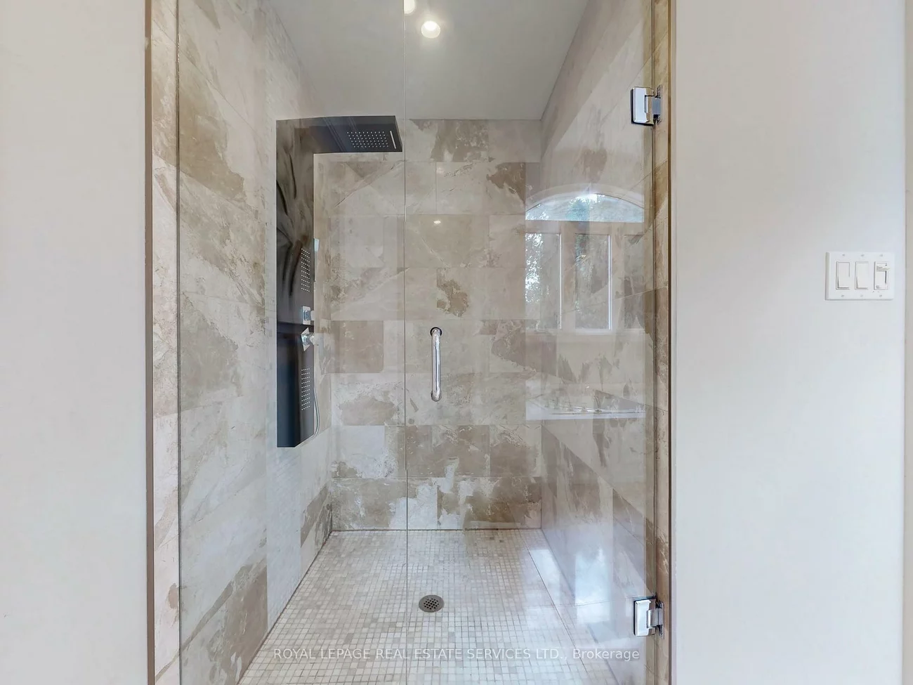 1511, Haig, Lakeview, Mississauga