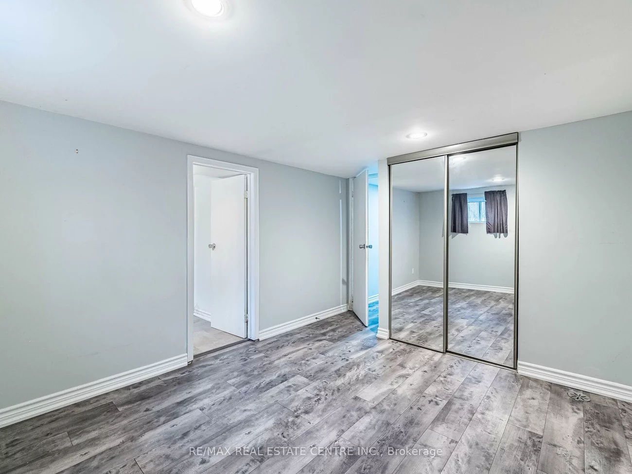 64, Eaglewood, Mineola, Mississauga