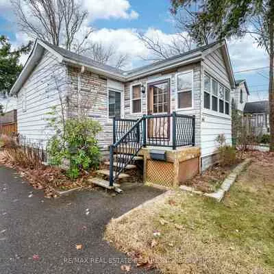 64, Eaglewood, Mineola, Mississauga