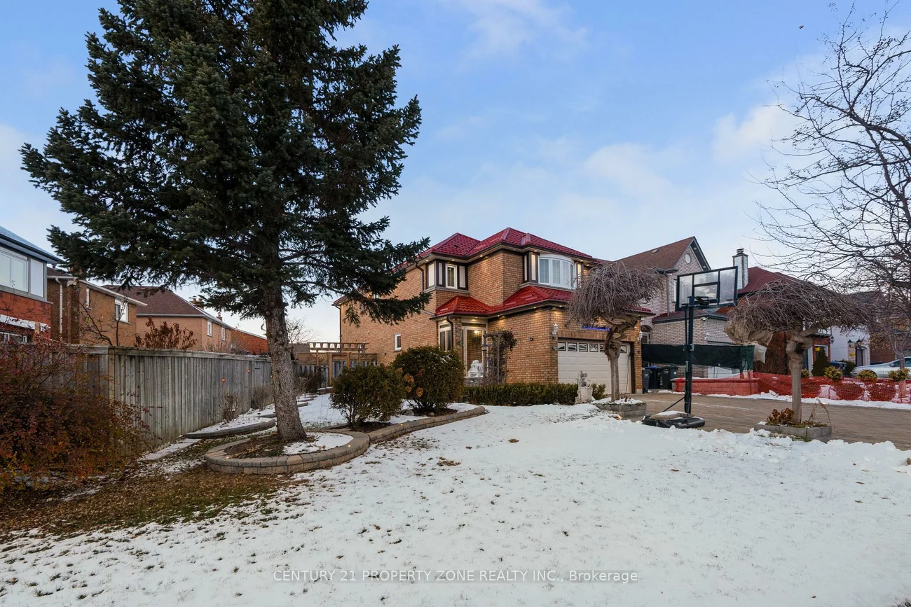 2565, Scarth, Central Erin Mills, Mississauga