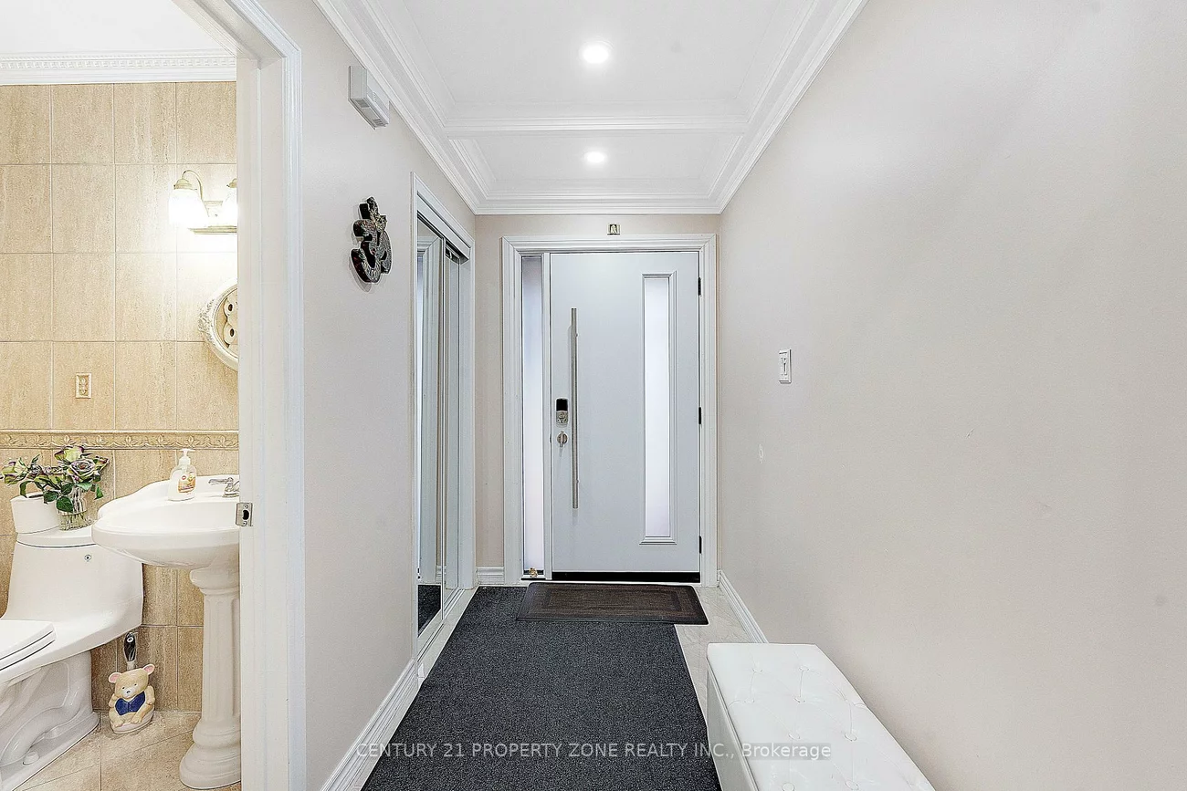 2565, Scarth, Central Erin Mills, Mississauga