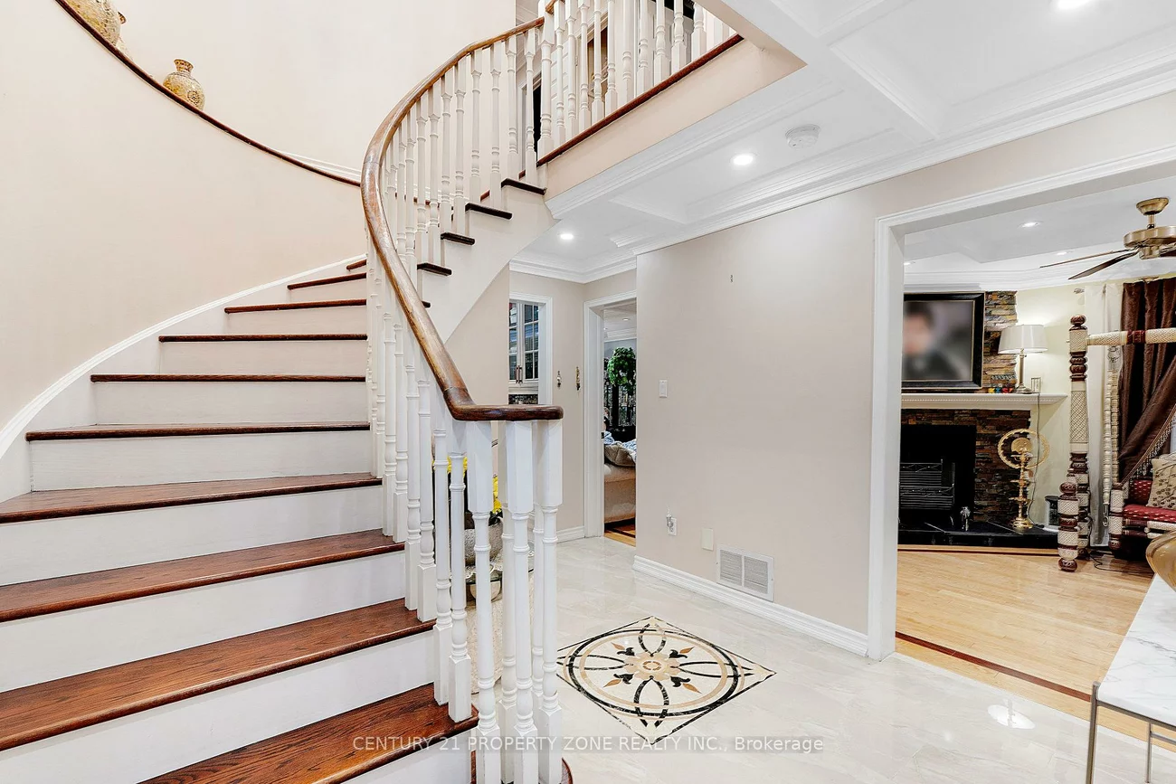 2565, Scarth, Central Erin Mills, Mississauga