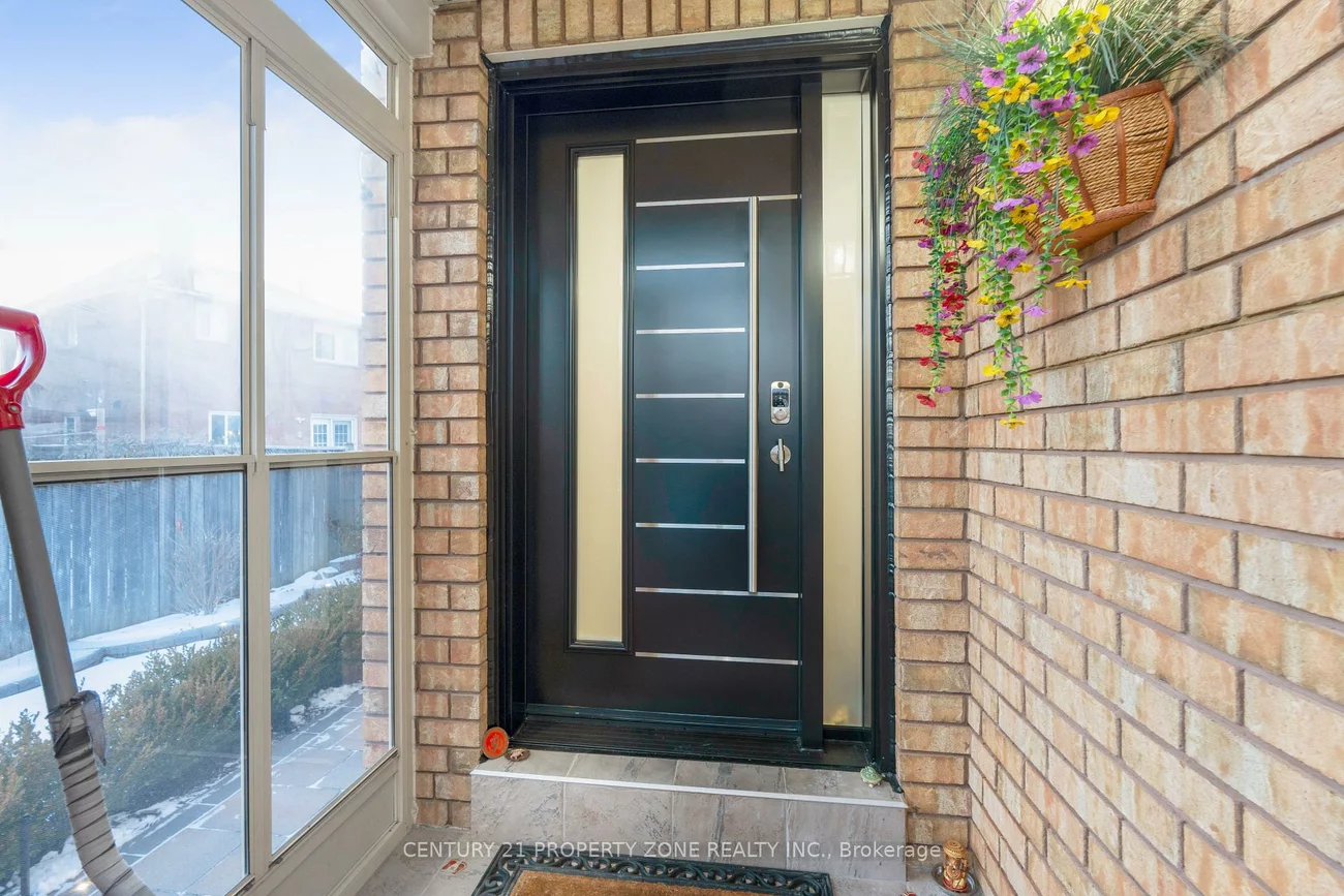 2565, Scarth, Central Erin Mills, Mississauga