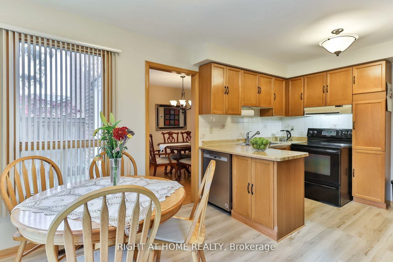 1433, Bough Beeches, Rathwood, Mississauga