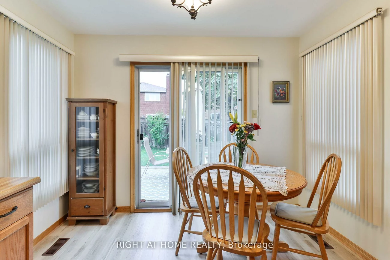 1433, Bough Beeches, Rathwood, Mississauga