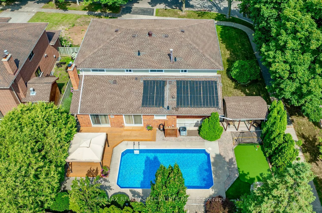 1677, Sherwood Forrest, Sheridan, Mississauga