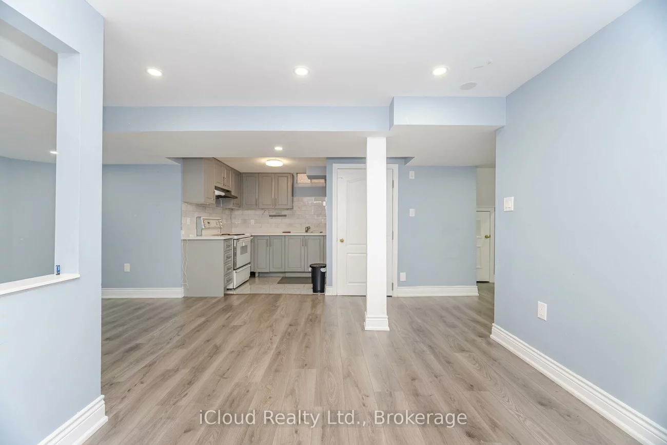 5261, River Forest, East Credit, Mississauga