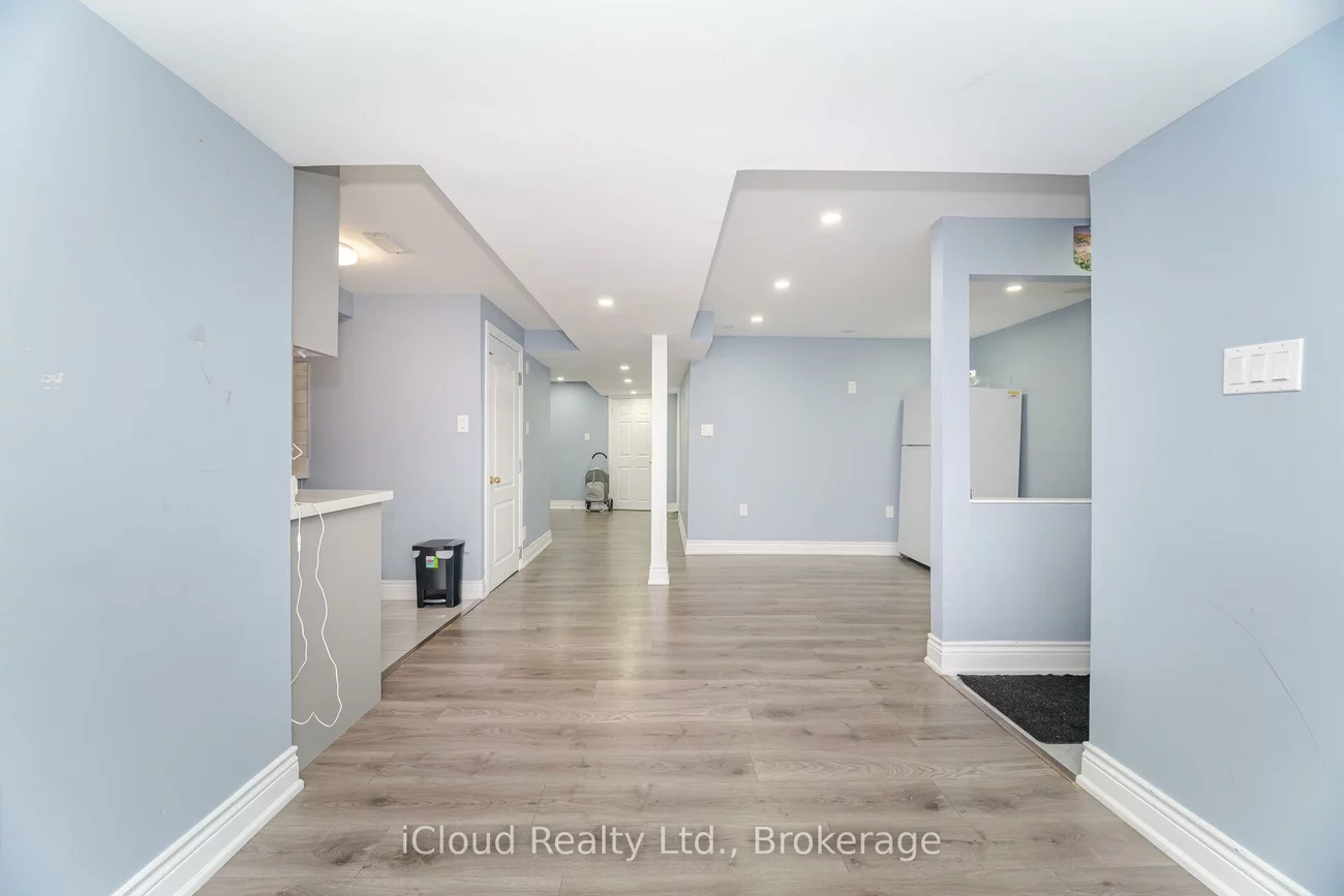 5261, River Forest, East Credit, Mississauga