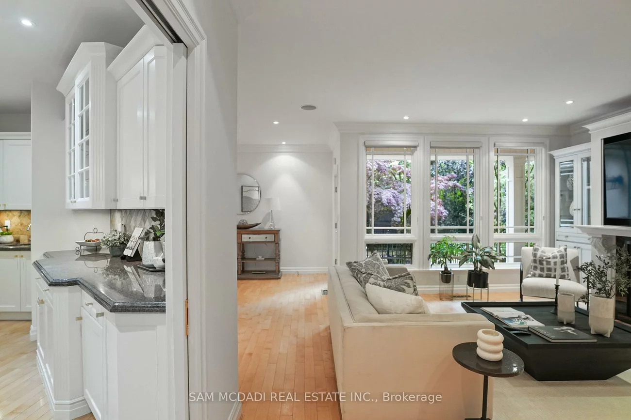 1382, Aldo, Lorne Park, Mississauga