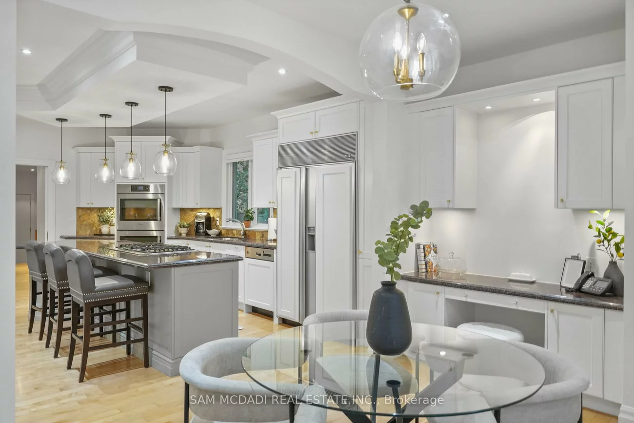 1382, Aldo, Lorne Park, Mississauga