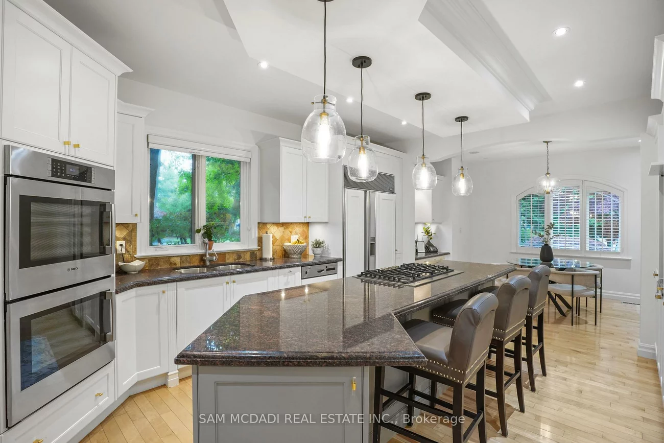 1382, Aldo, Lorne Park, Mississauga