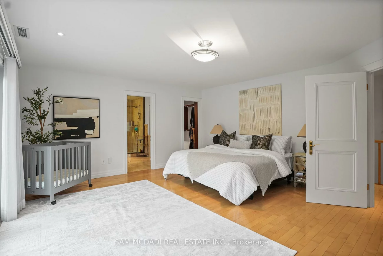 1382, Aldo, Lorne Park, Mississauga