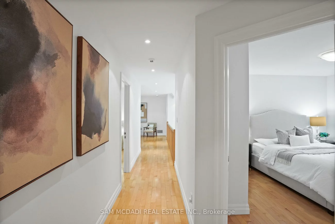 1382, Aldo, Lorne Park, Mississauga