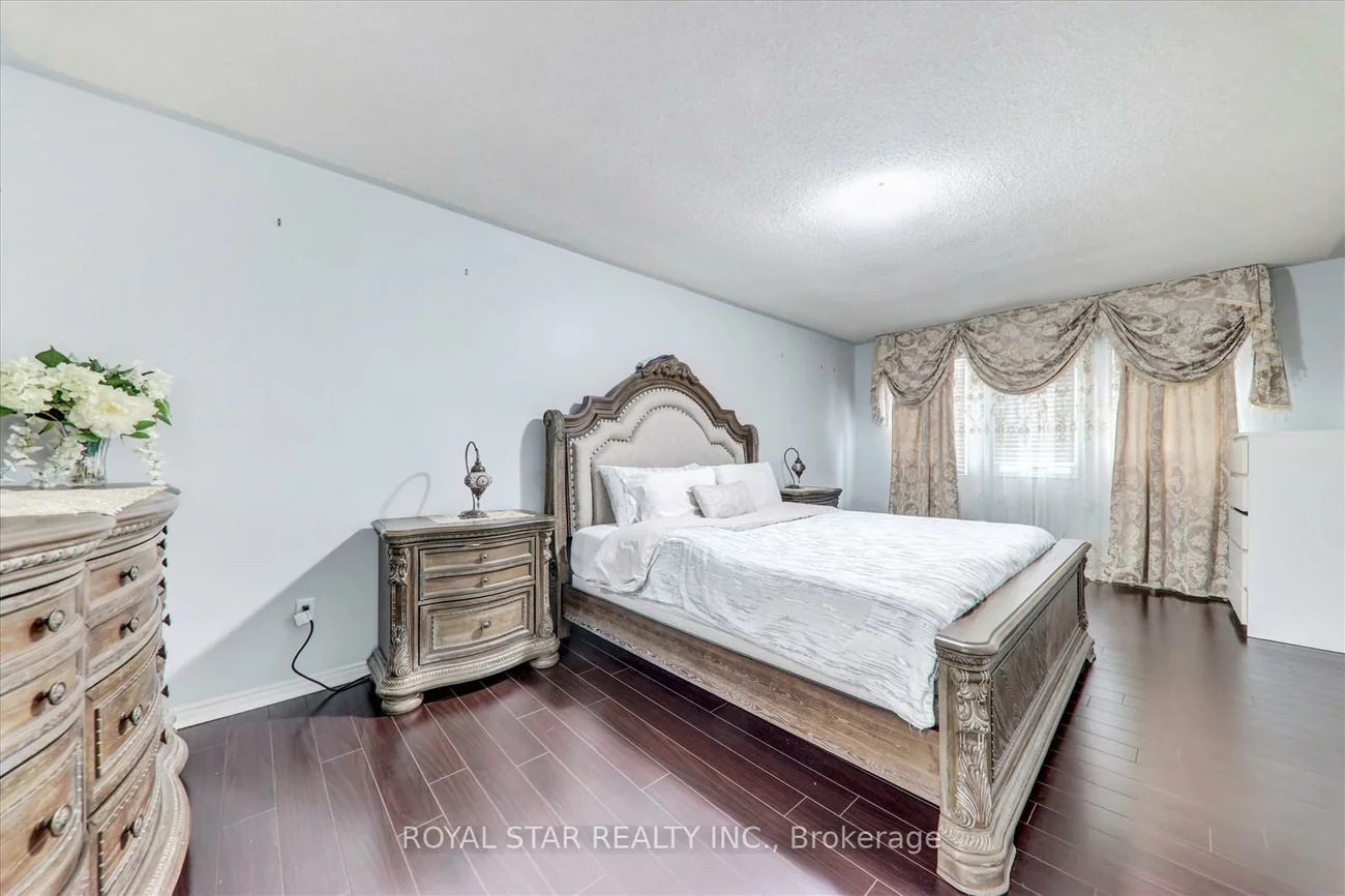 4234, Hazineh, Creditview, Mississauga