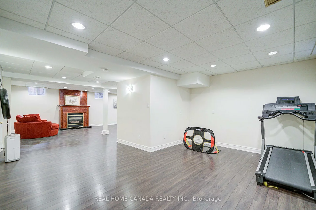 1690, Carrington, East Credit, Mississauga