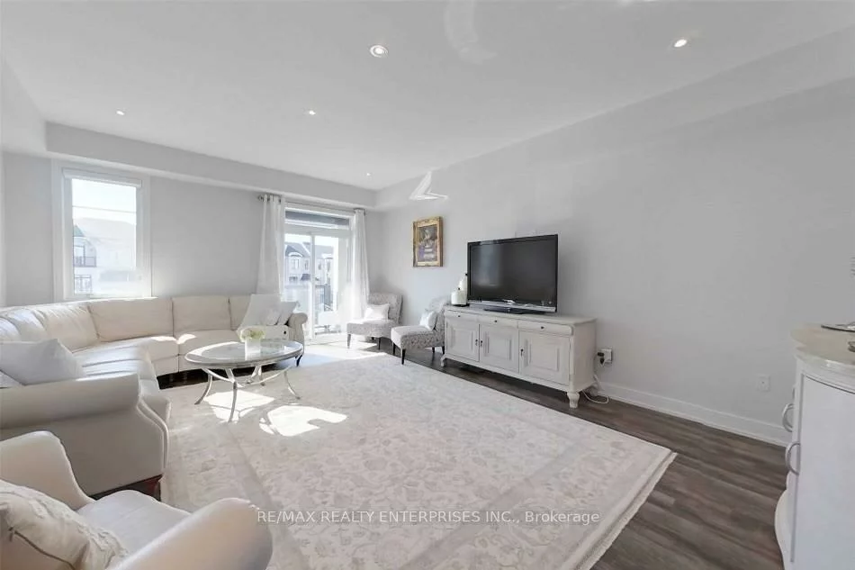 588, Rapids, Lakeview, Mississauga