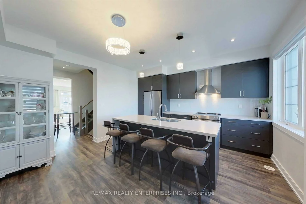 588, Rapids, Lakeview, Mississauga