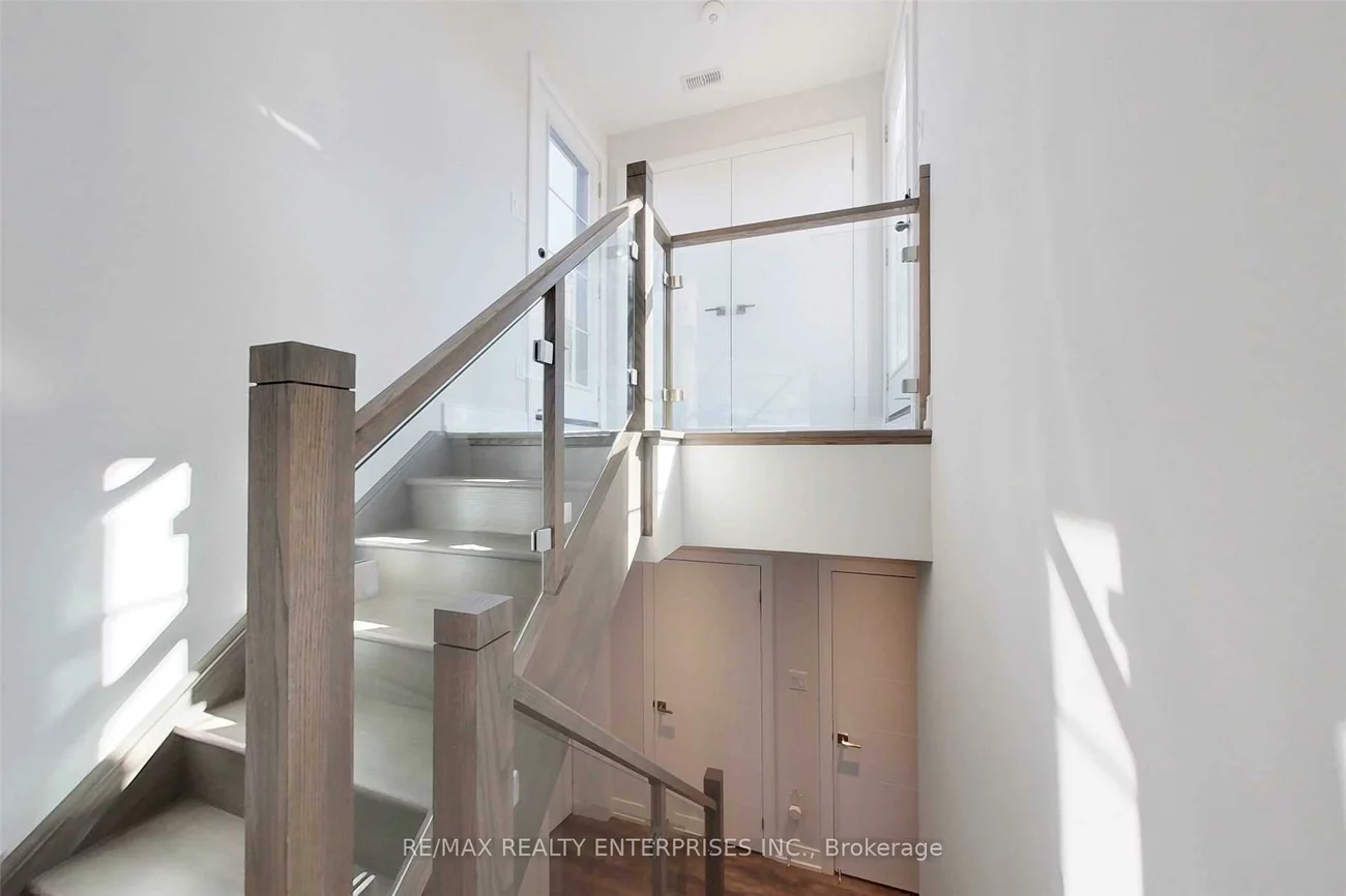 588, Rapids, Lakeview, Mississauga