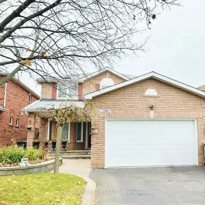 5607, Shillington, Hurontario, Mississauga