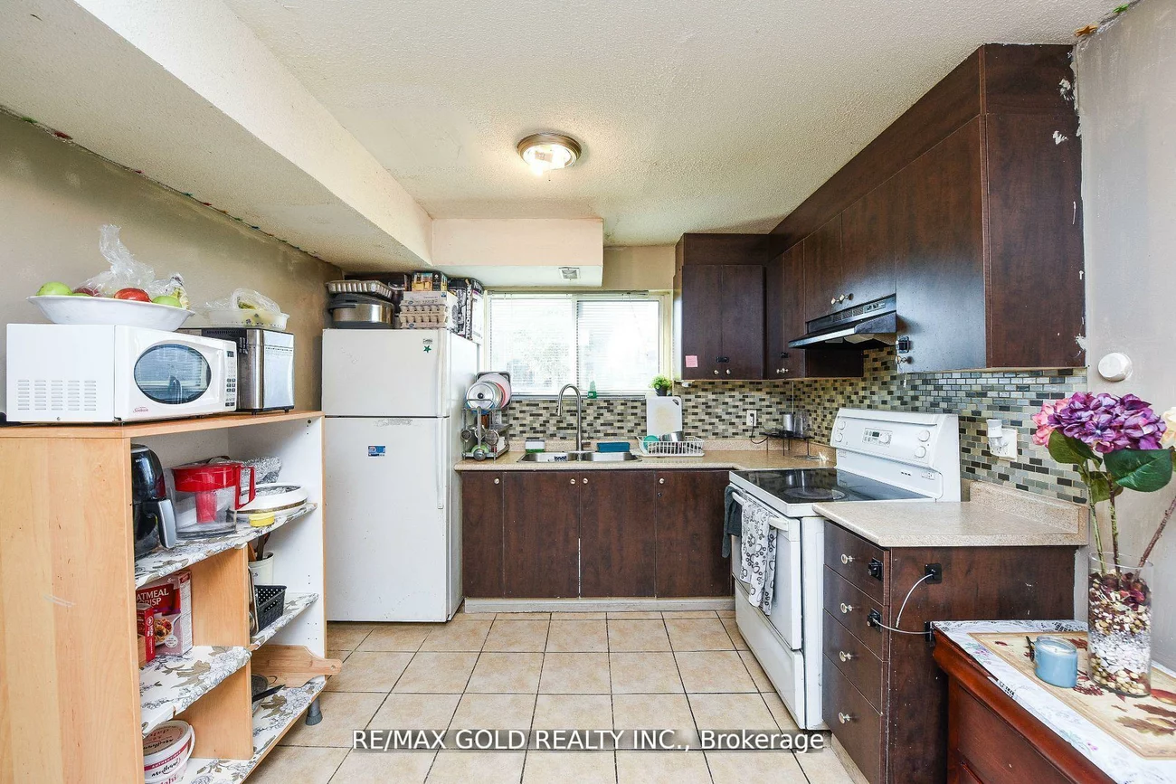 3630, Brandon Gate, Malton, Mississauga