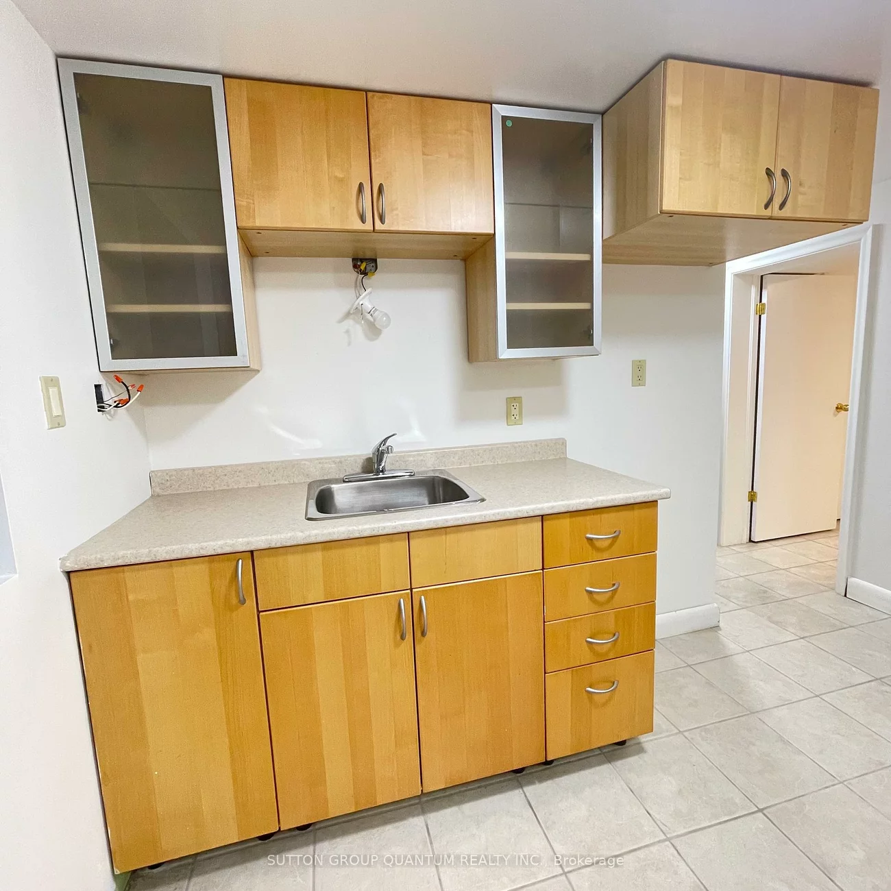 46, Woodlawn, Port Credit, Mississauga