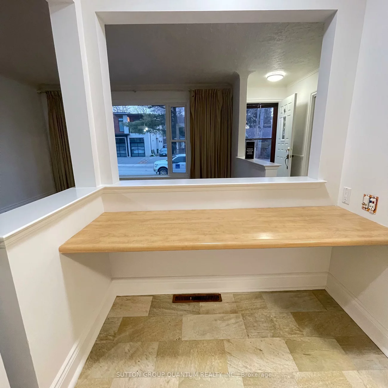 46, Woodlawn, Port Credit, Mississauga