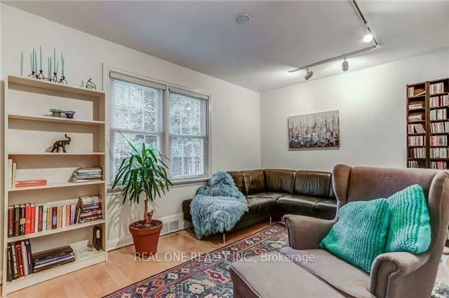 1268, Lorne Park, Lorne Park, Mississauga