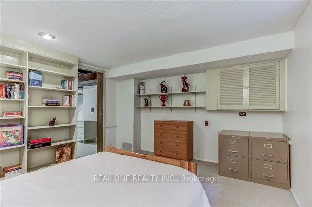 1268, Lorne Park, Lorne Park, Mississauga