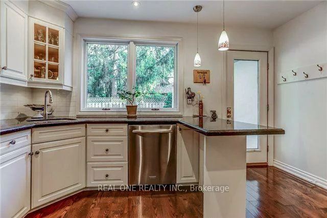 1268, Lorne Park, Lorne Park, Mississauga