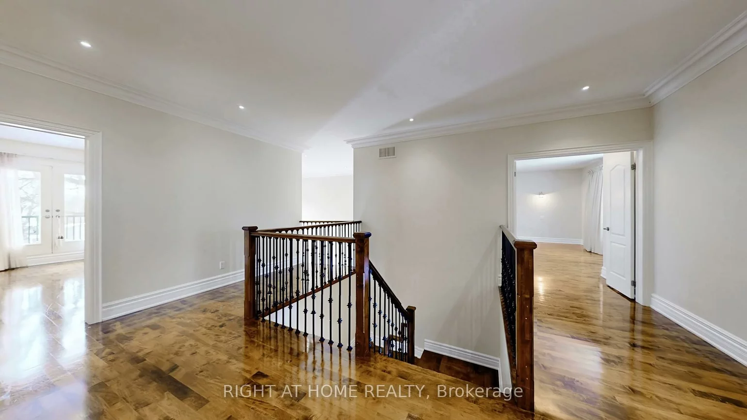 3414, Joan, Fairview, Mississauga