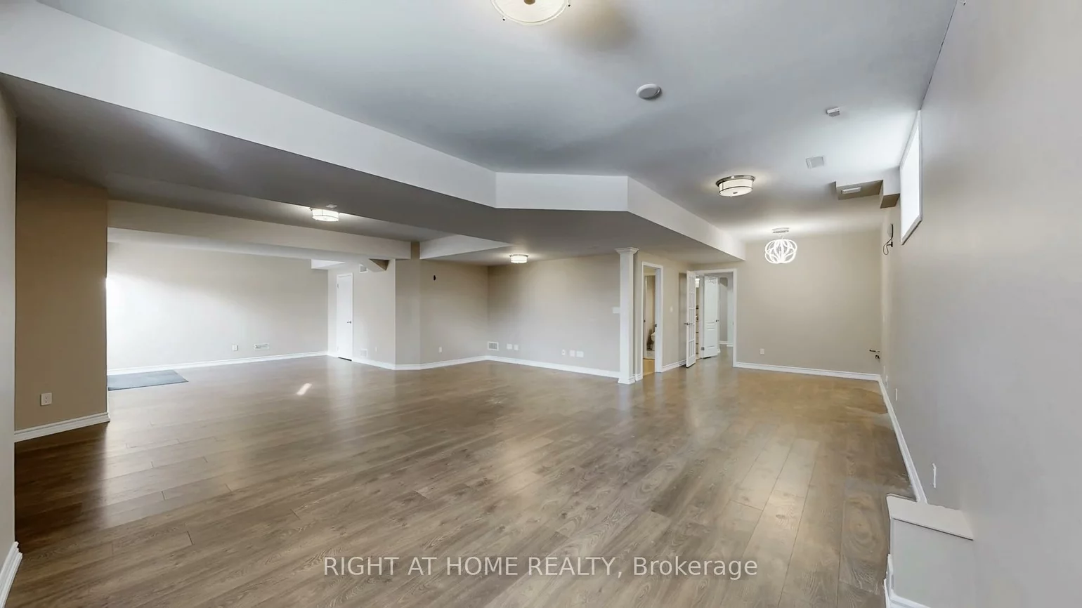 3414, Joan, Fairview, Mississauga