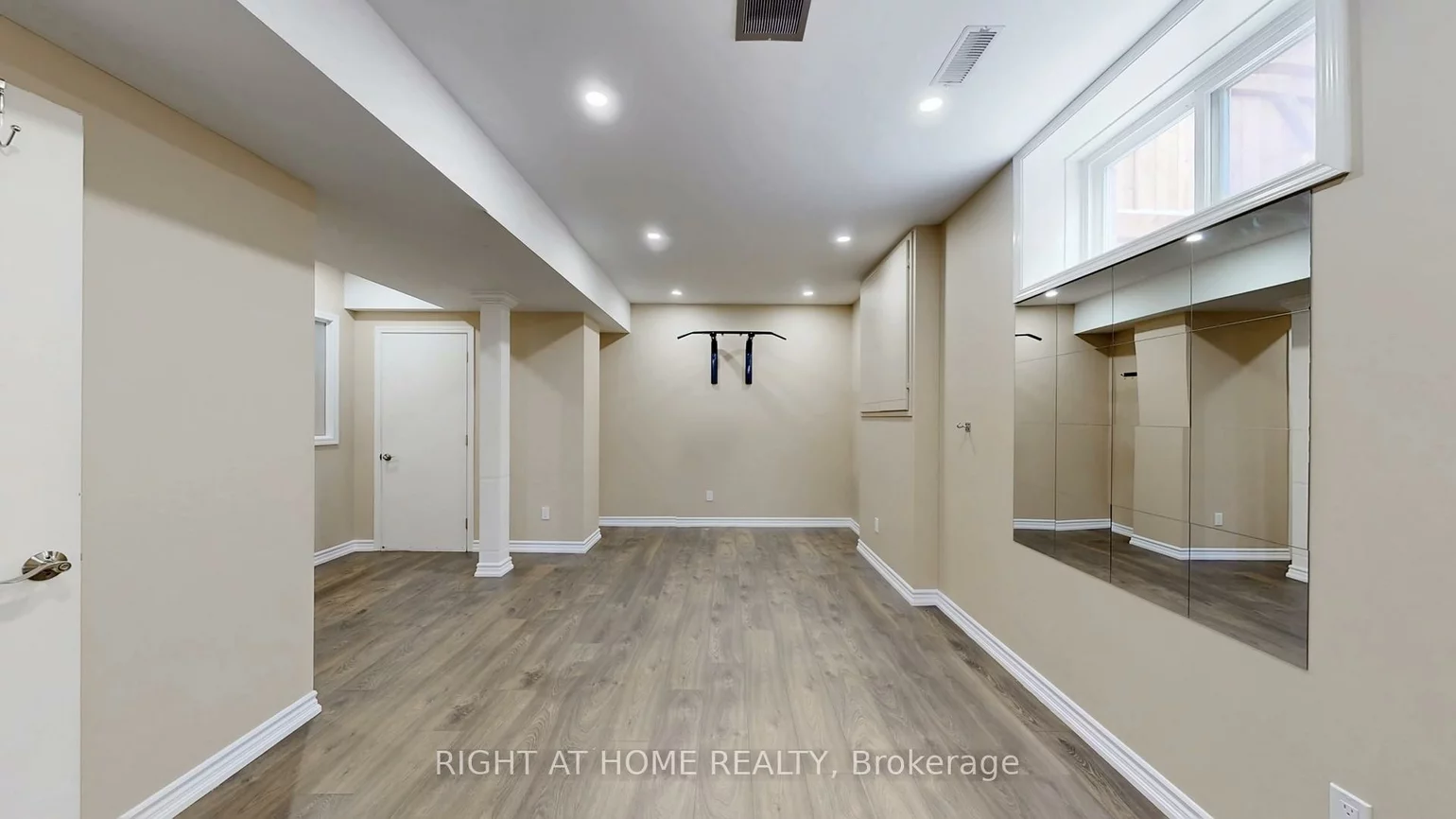 3414, Joan, Fairview, Mississauga