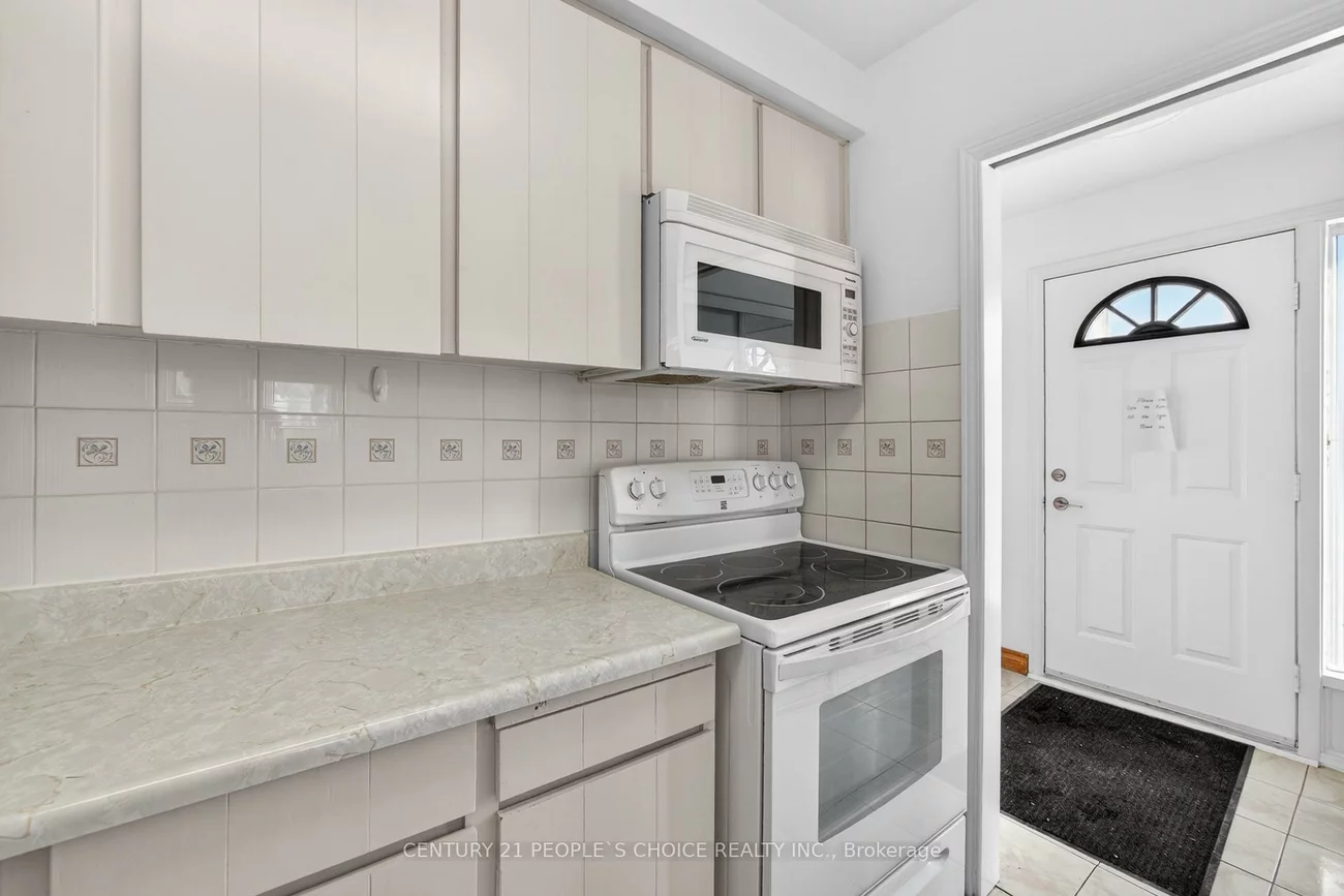 3404, Monica, Malton, Mississauga