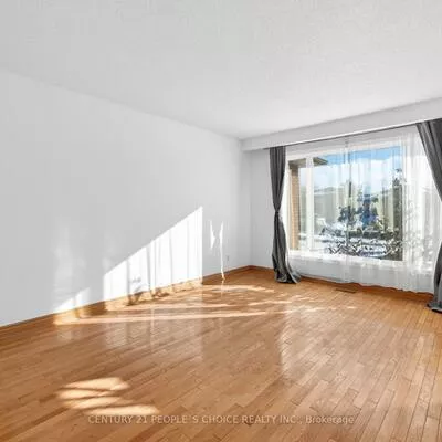 3404, Monica, Malton, Mississauga