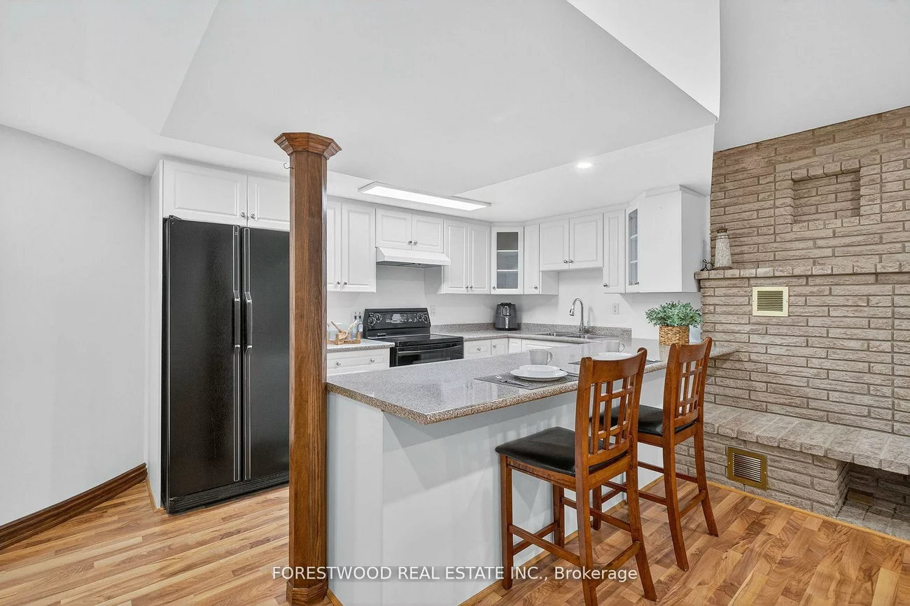 971, Lovingston, Rathwood, Mississauga