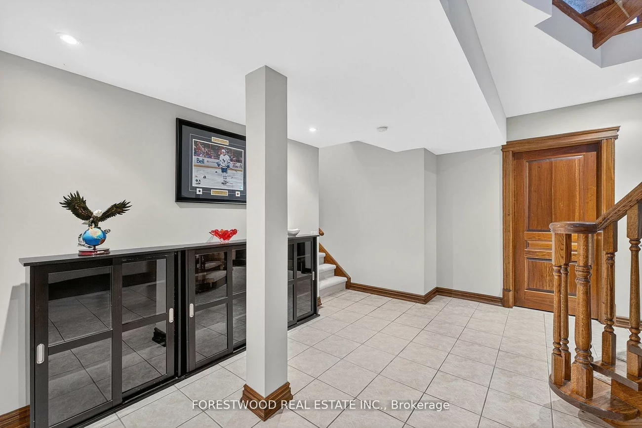 971, Lovingston, Rathwood, Mississauga