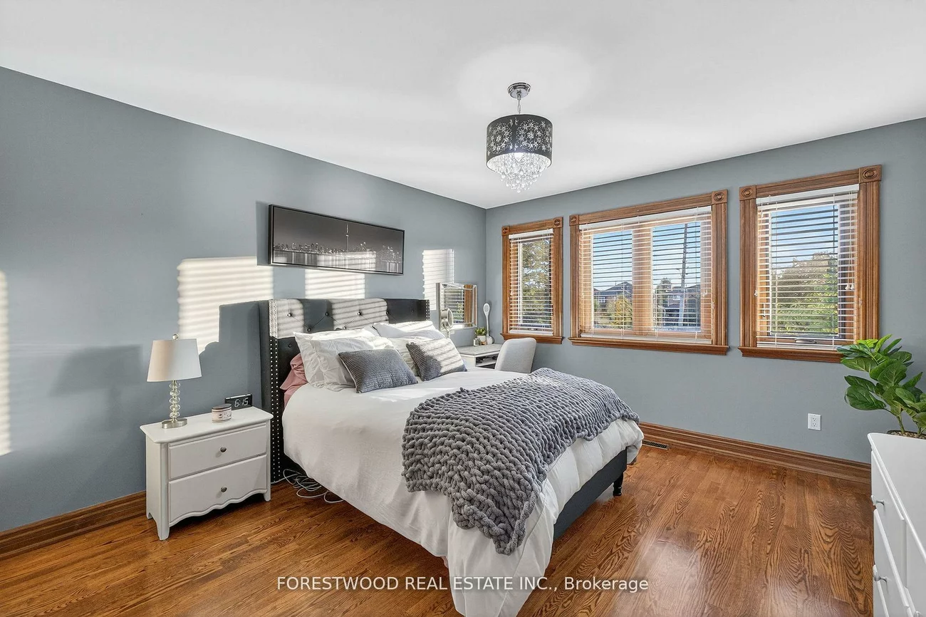 971, Lovingston, Rathwood, Mississauga