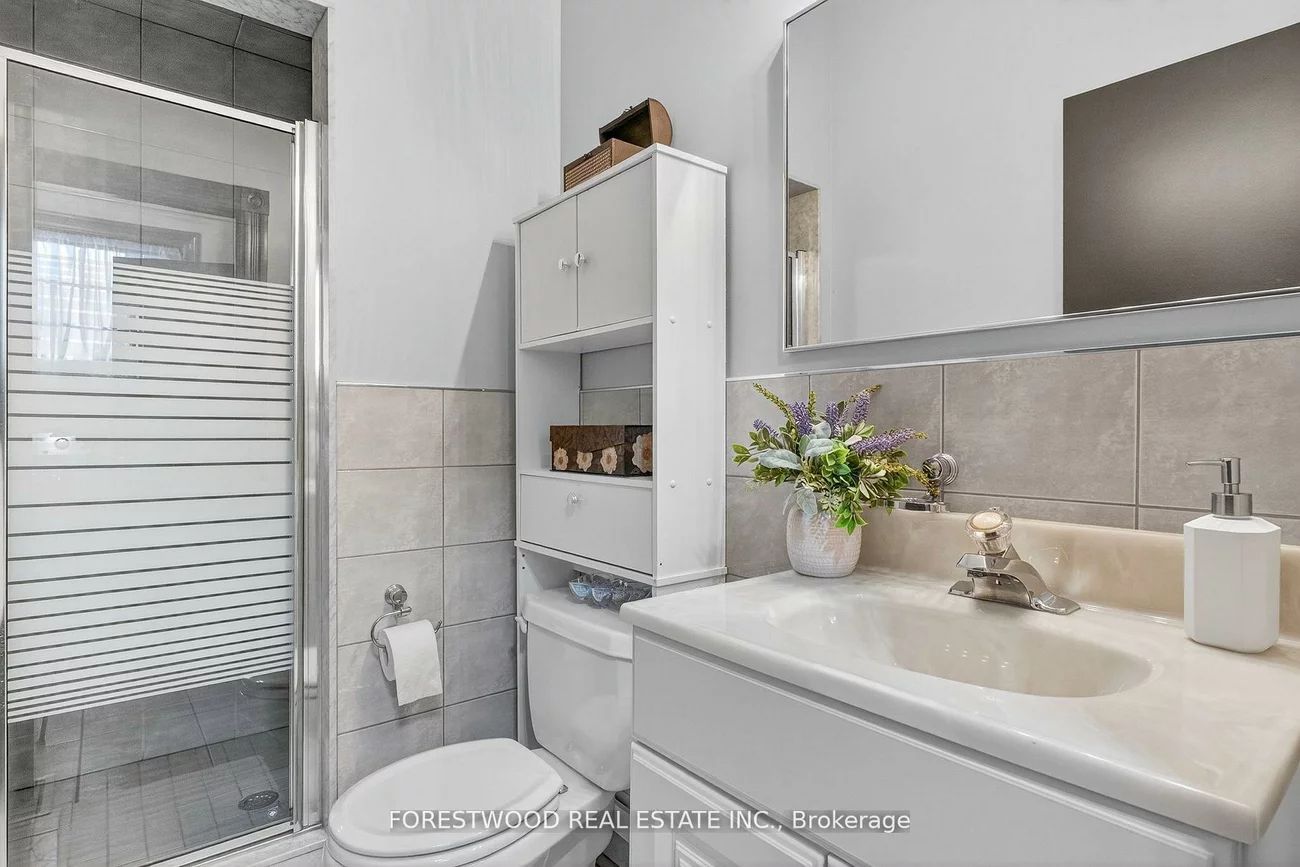 971, Lovingston, Rathwood, Mississauga