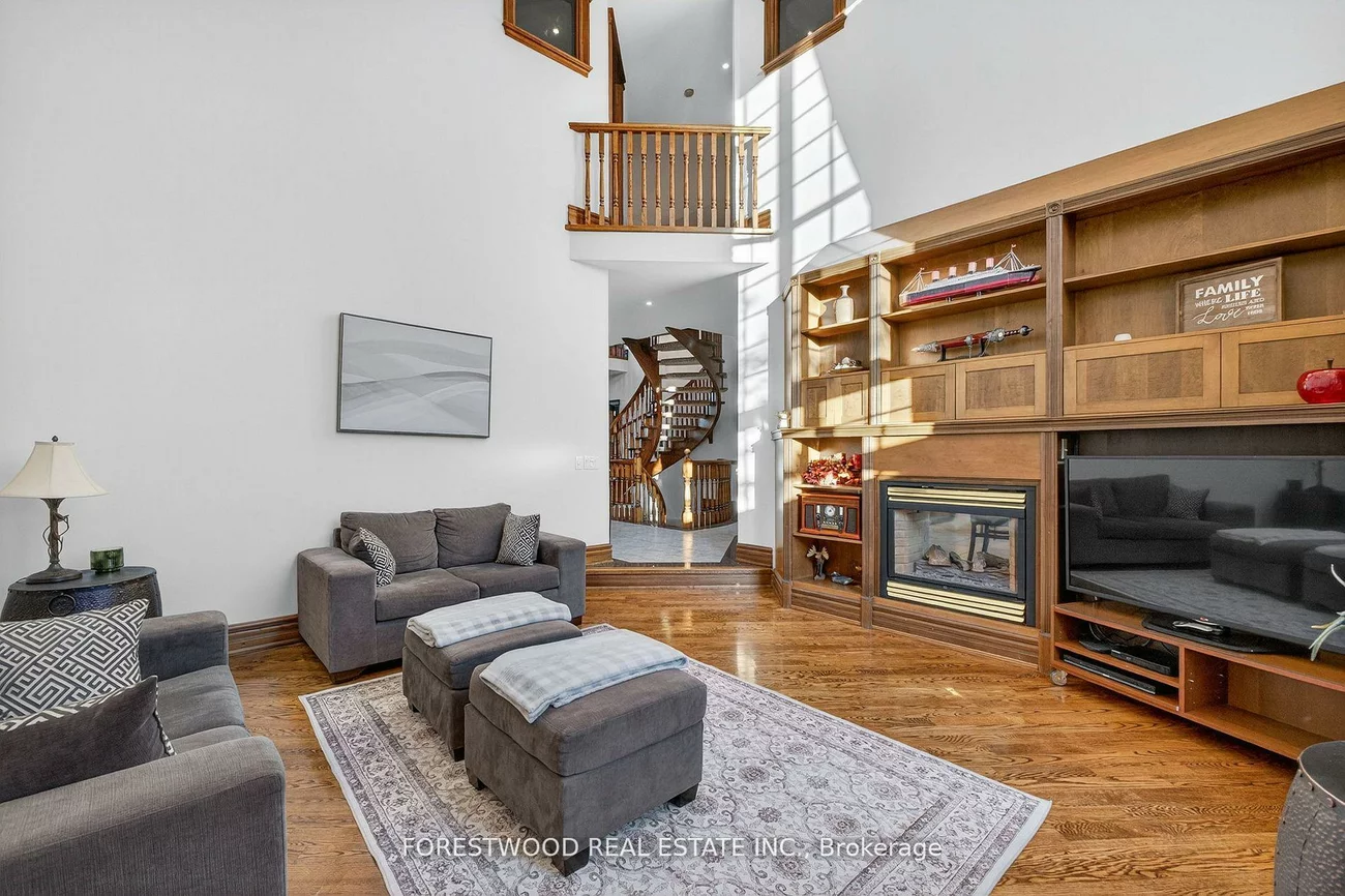 971, Lovingston, Rathwood, Mississauga