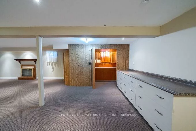 443, Atwater, Mineola, Mississauga