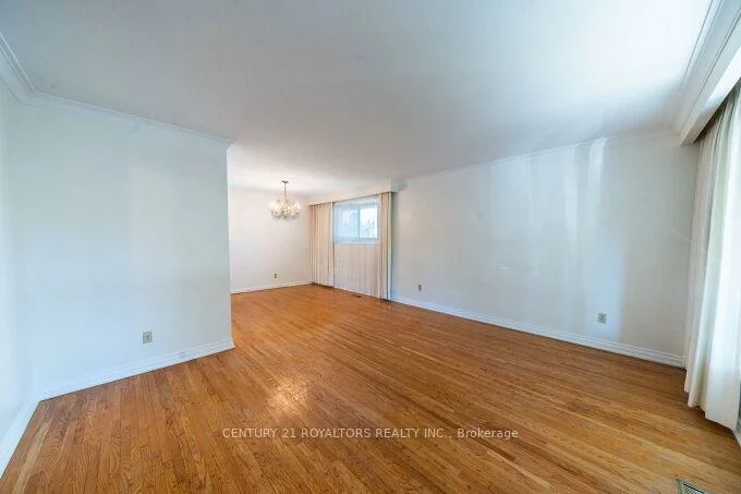 443, Atwater, Mineola, Mississauga