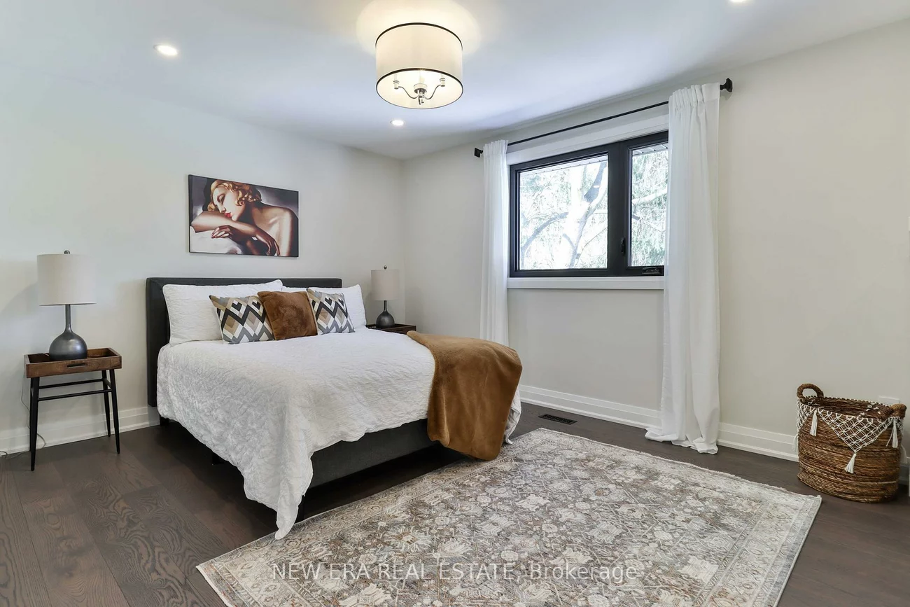 1481, Chasehurst, Lorne Park, Mississauga