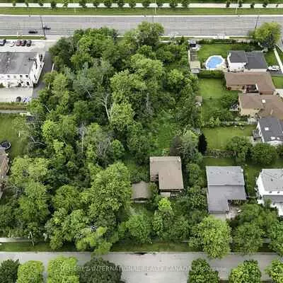 1050, BURNHAMTHORPE, Applewood, Mississauga