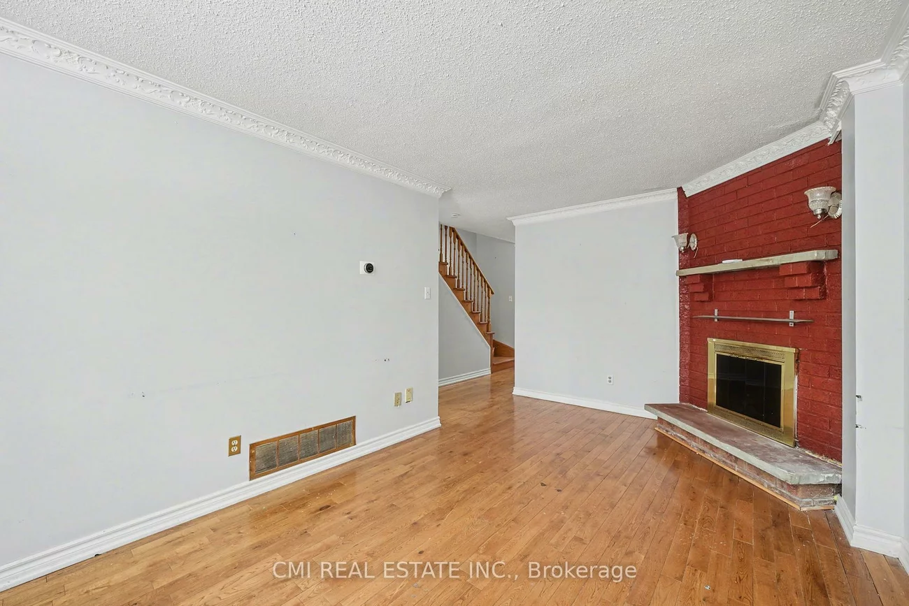 993, Lucerne, Creditview, Mississauga