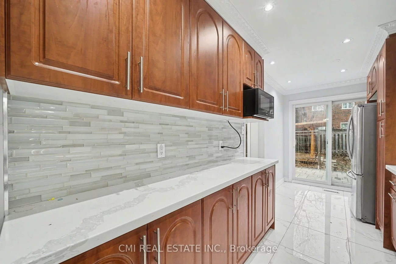 993, Lucerne, Creditview, Mississauga