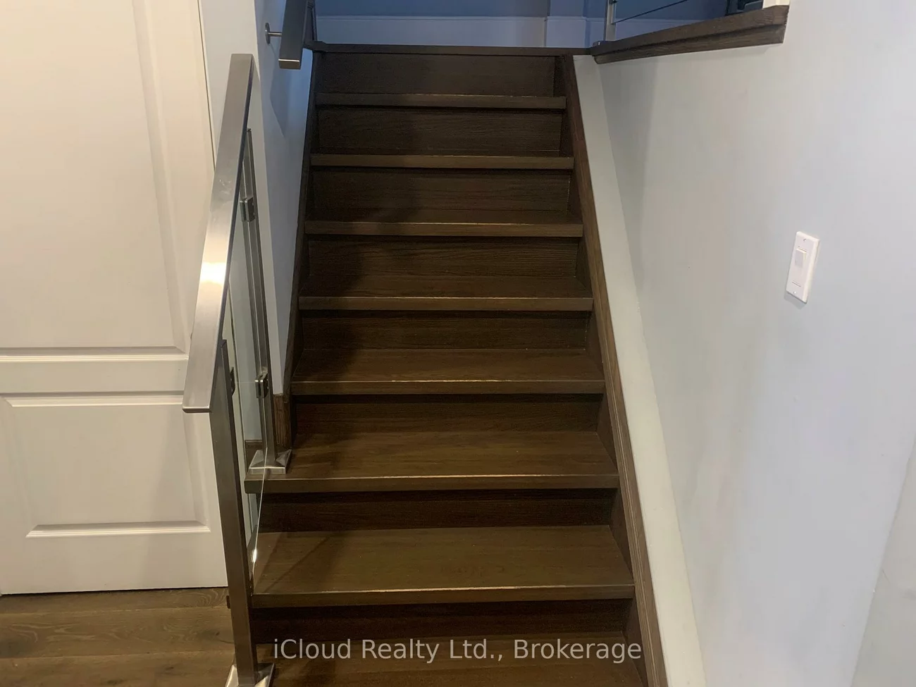 878, Blyleven, East Credit, Mississauga