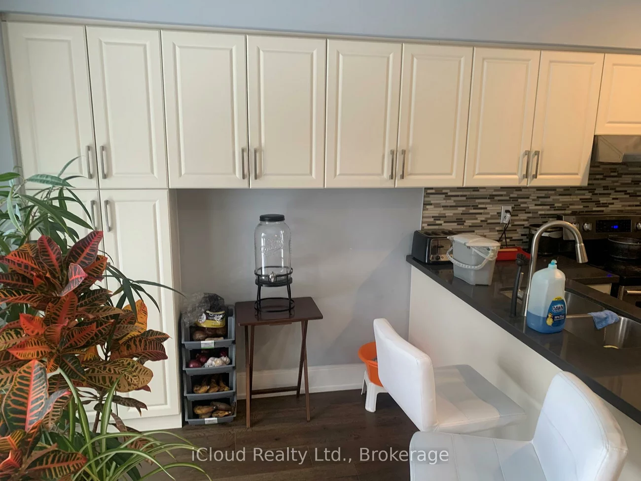 878, Blyleven, East Credit, Mississauga